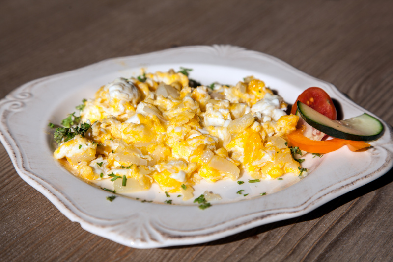 Raňajky a večere Raňajky a večere