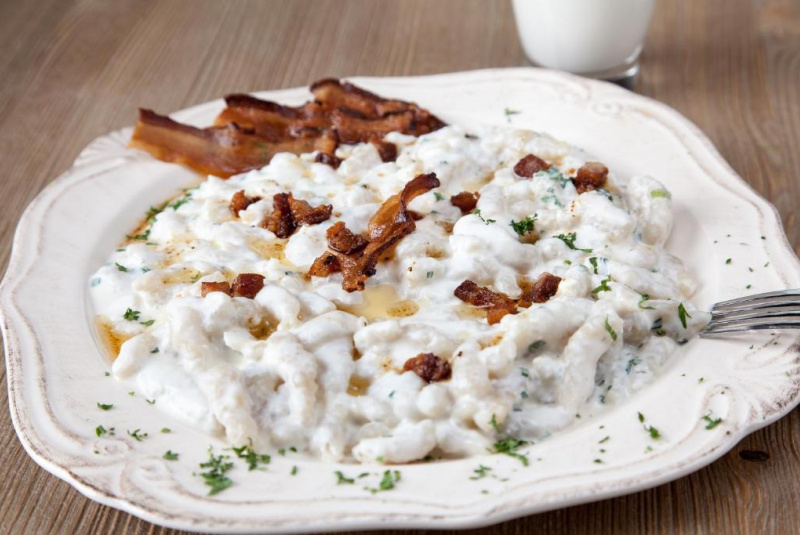 Raňajky a večere Raňajky a večere