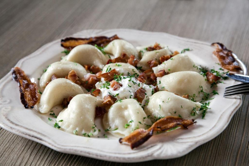 Raňajky a večere Raňajky a večere